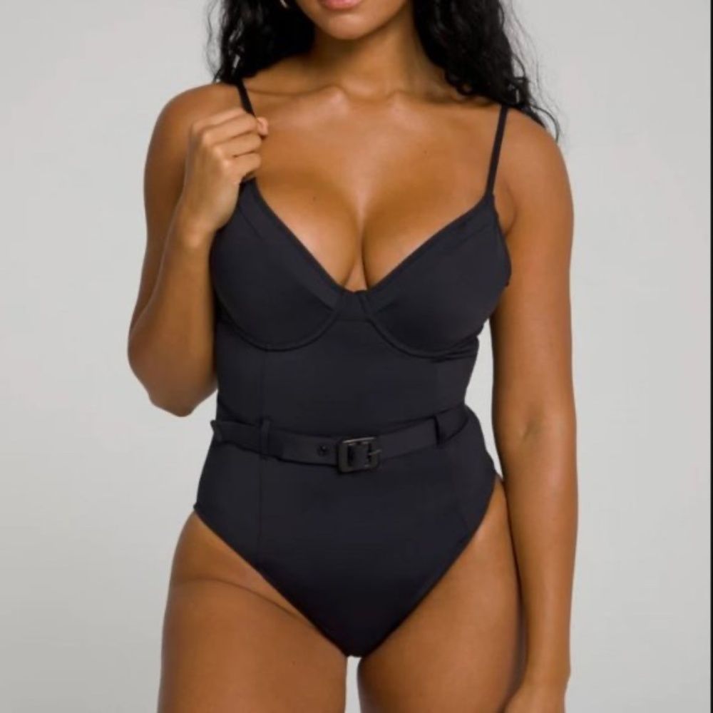 Good American Showoff Black One Piece Swimsuit Black NWT Size XL